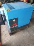 Compressor trifasico