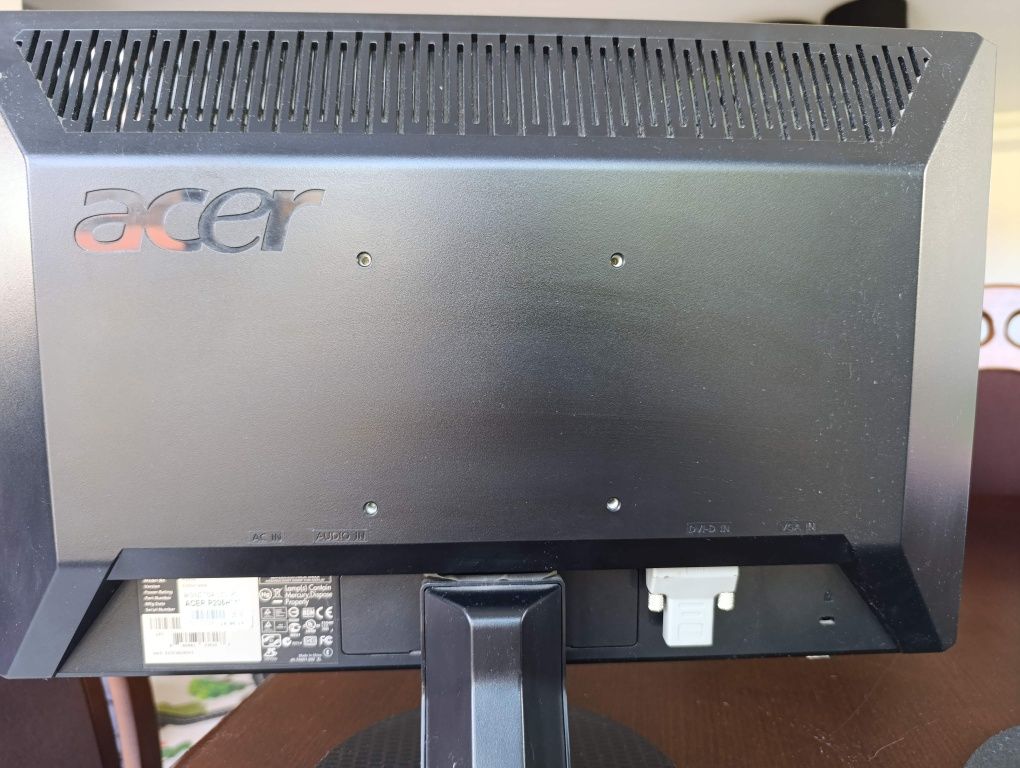 Monitor to komputera 20"