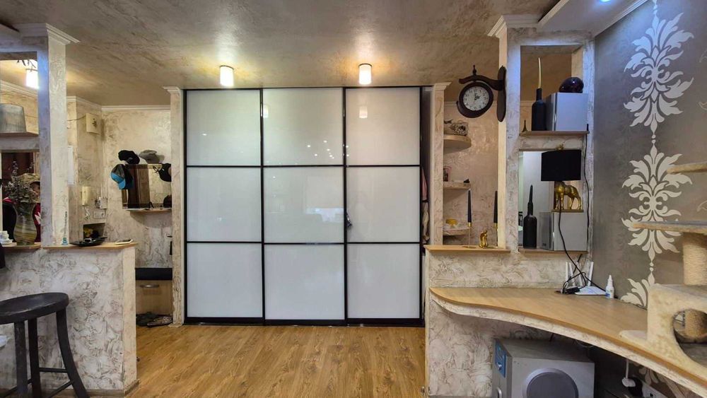 *Продаж 3х кімнатної квартири по пр.Юбилейному, Хортицький район