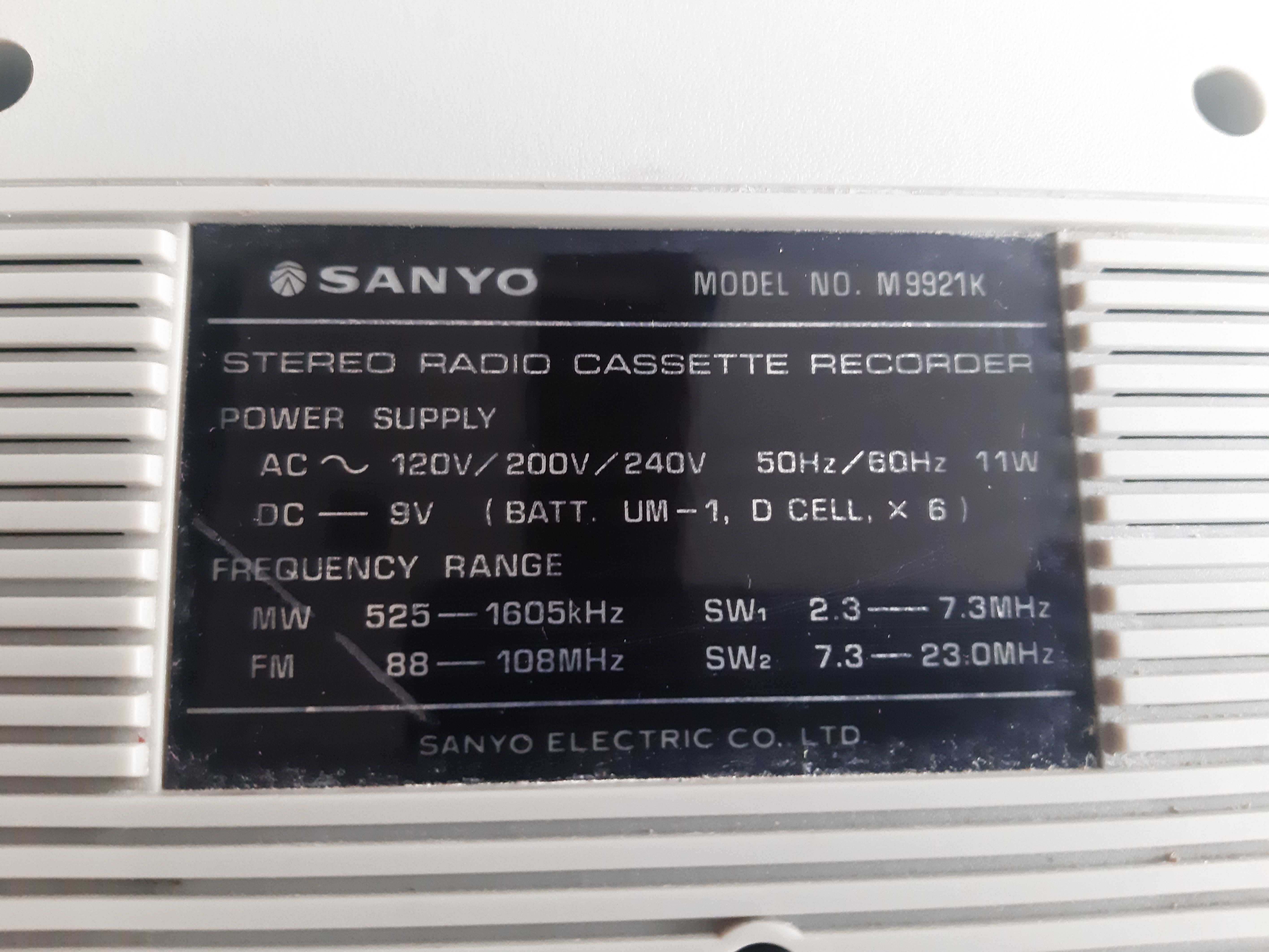 Radiomagnetofon SANYO MK9921K 1979 rok