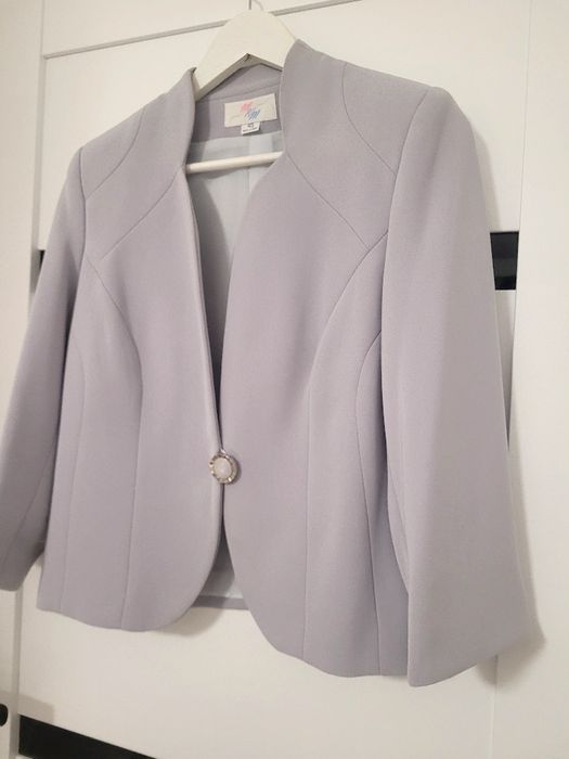 Elegancka szara marynarka ze stylowym.wykoncczeniem, rozm. 40