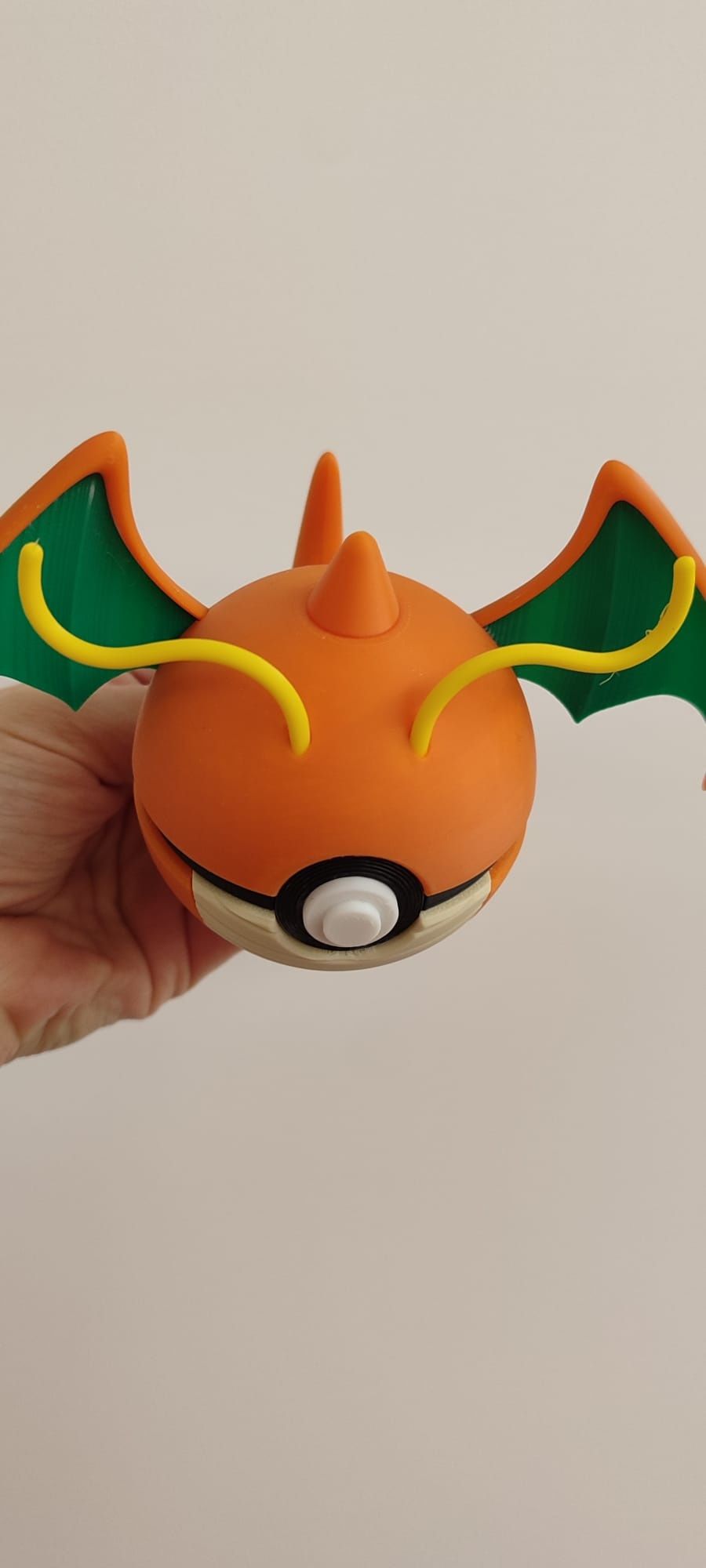 Dragonite pokeball pokemon 3d