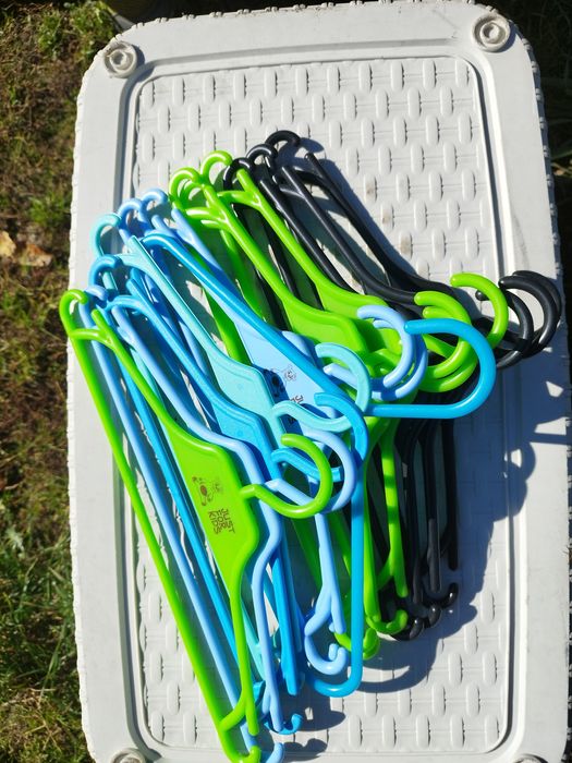 Wieszaki na dziecięce ubranka 32cm, 25szt