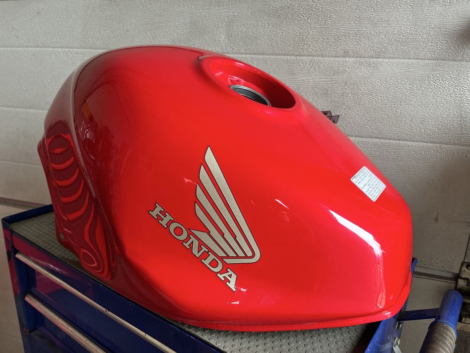 Zbiornik paliwa bak  honda vfr 750  rc 36