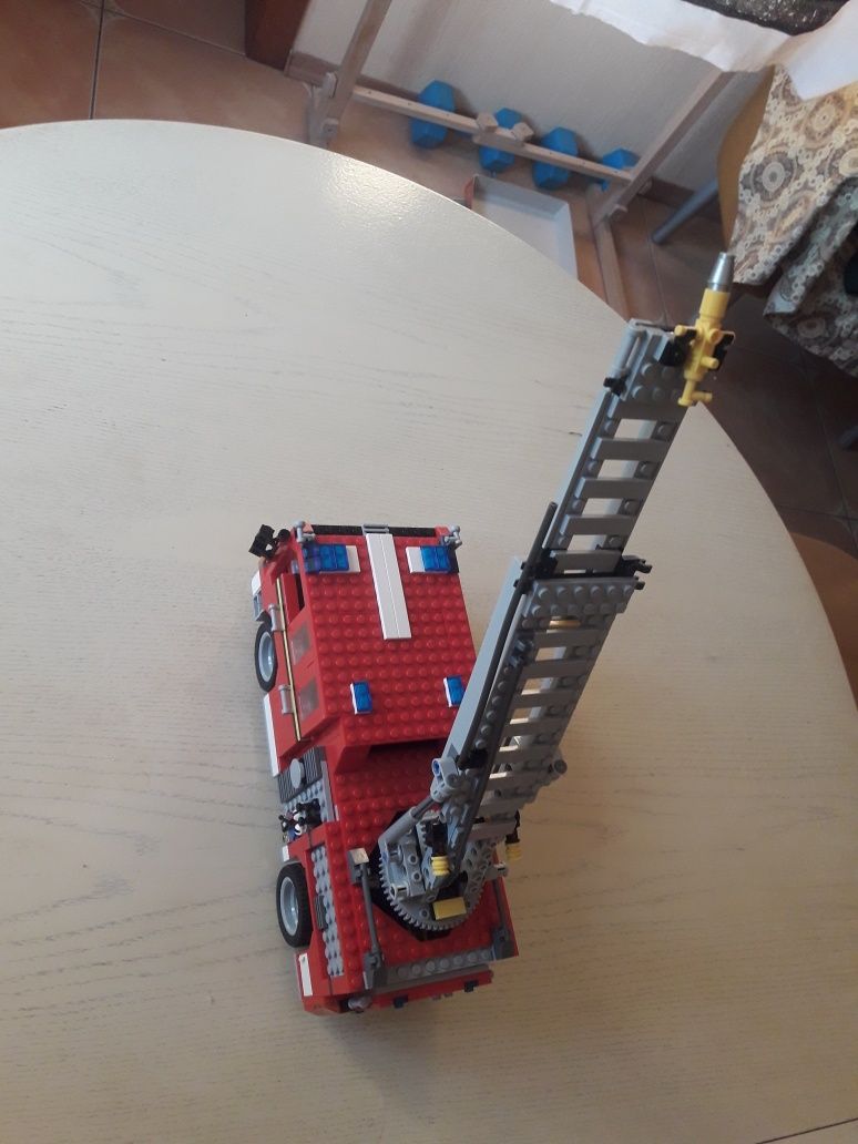 Lego Creator 6752  ,Lego Technic 8068.