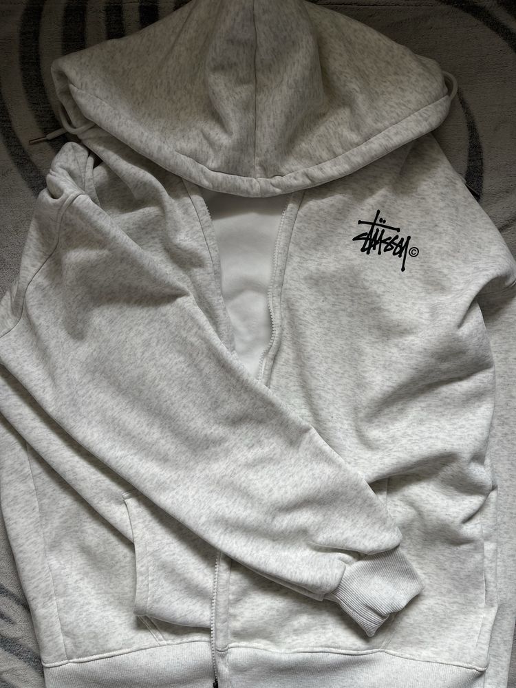 Bluza unisex z nadrukiem – styl streetwear