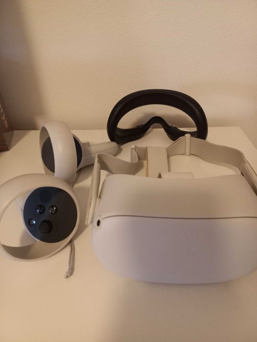 Vendo Meta Quest 2 – 256GB, usados mas muito bem cuidados