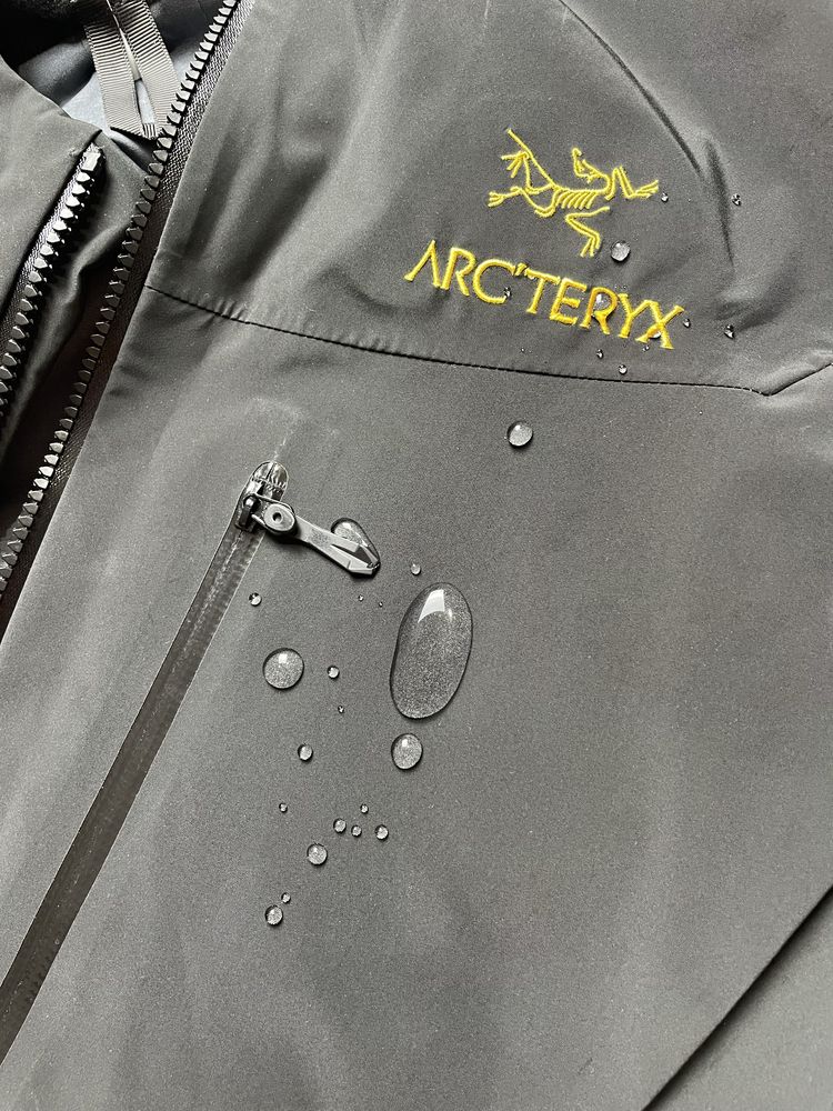 Gore-Tex вітровка чорна Arcteryx | Артерікс куртка чоловіча