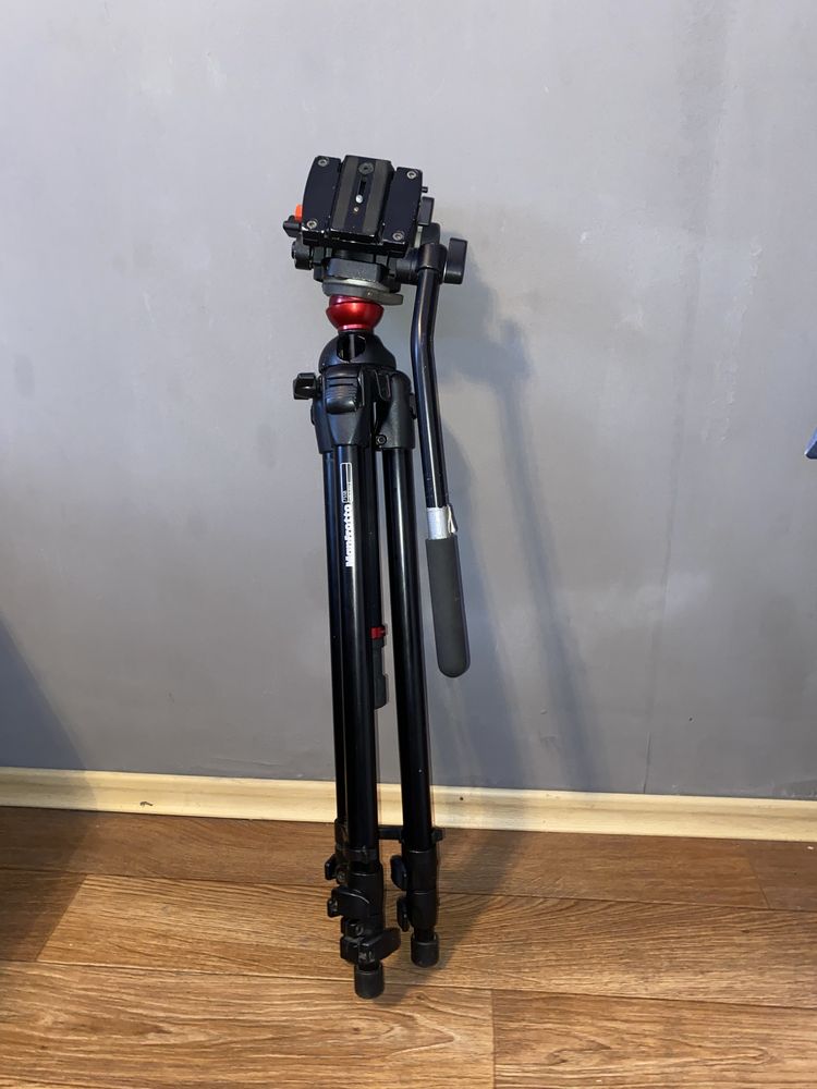 Итальянский штатив ManFrotto501/755B + чехол