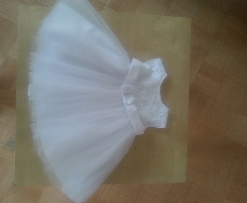 ,Sukienka, Sukieneczka do chrztu z dodatkami. ŚLICZNA-polecam