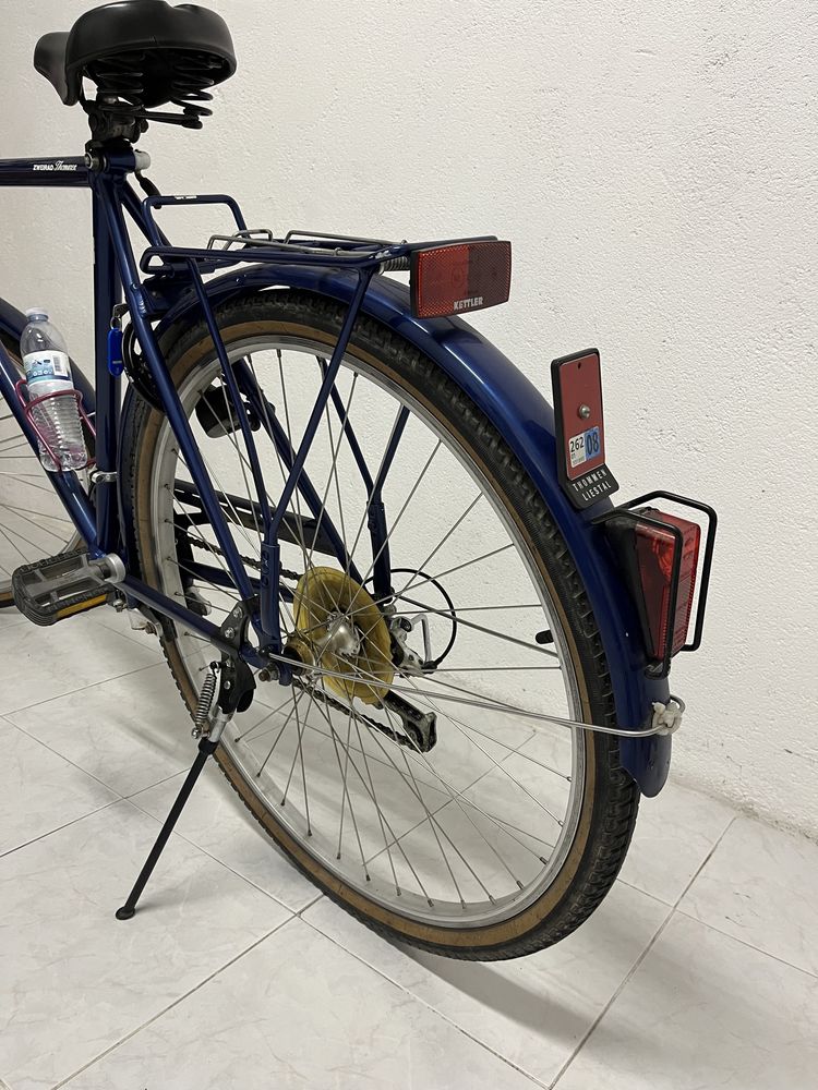Bicicleta de passeio com perfil alto, azul [COMO NOVA]