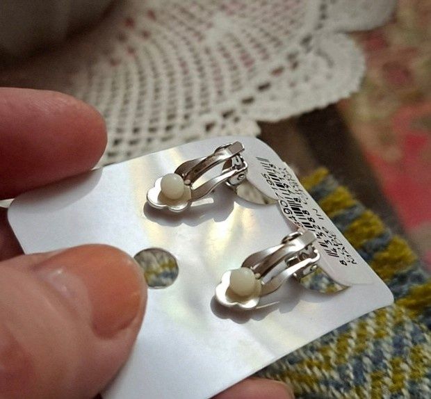 Кліпси в золотому та сріблястому тоні на вухо