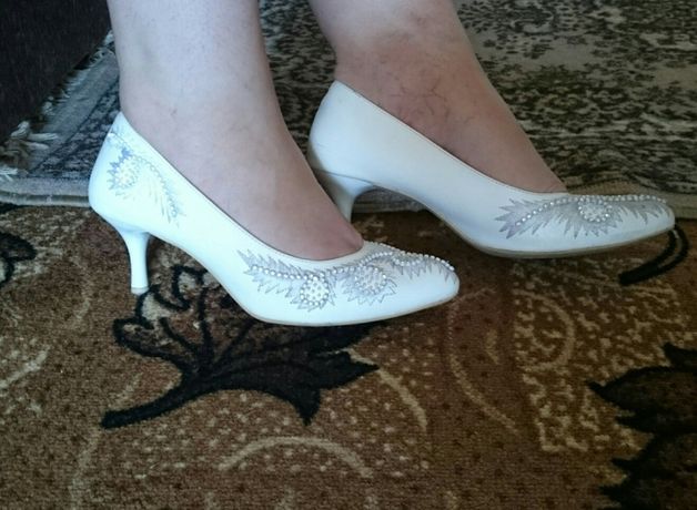 ПРОКАТ! Свадебные туфли Louisa Peress