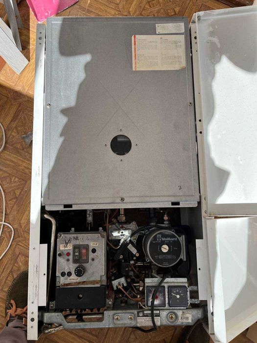 Продам Газовий котел Vaillant Вайлант T 4