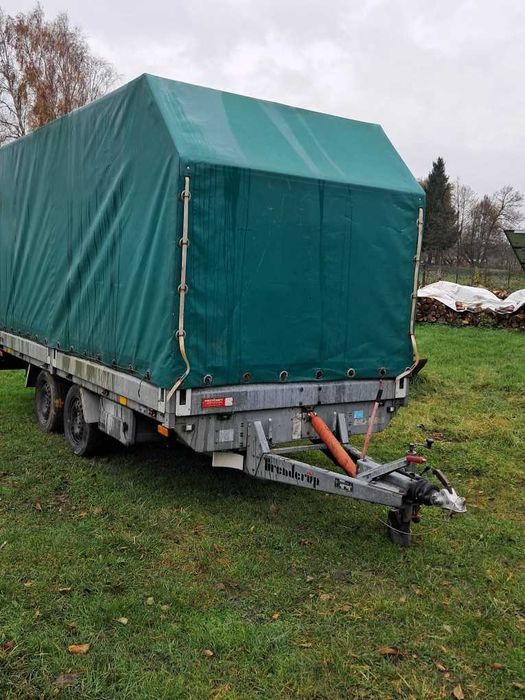 Przyczepa samochodowa