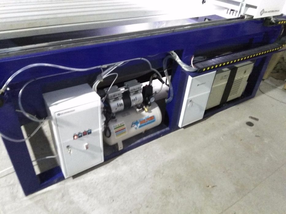 Станок с ЧПУ CNC лазерный, лазер ЧПУ с СО2, 3000х2000мм
