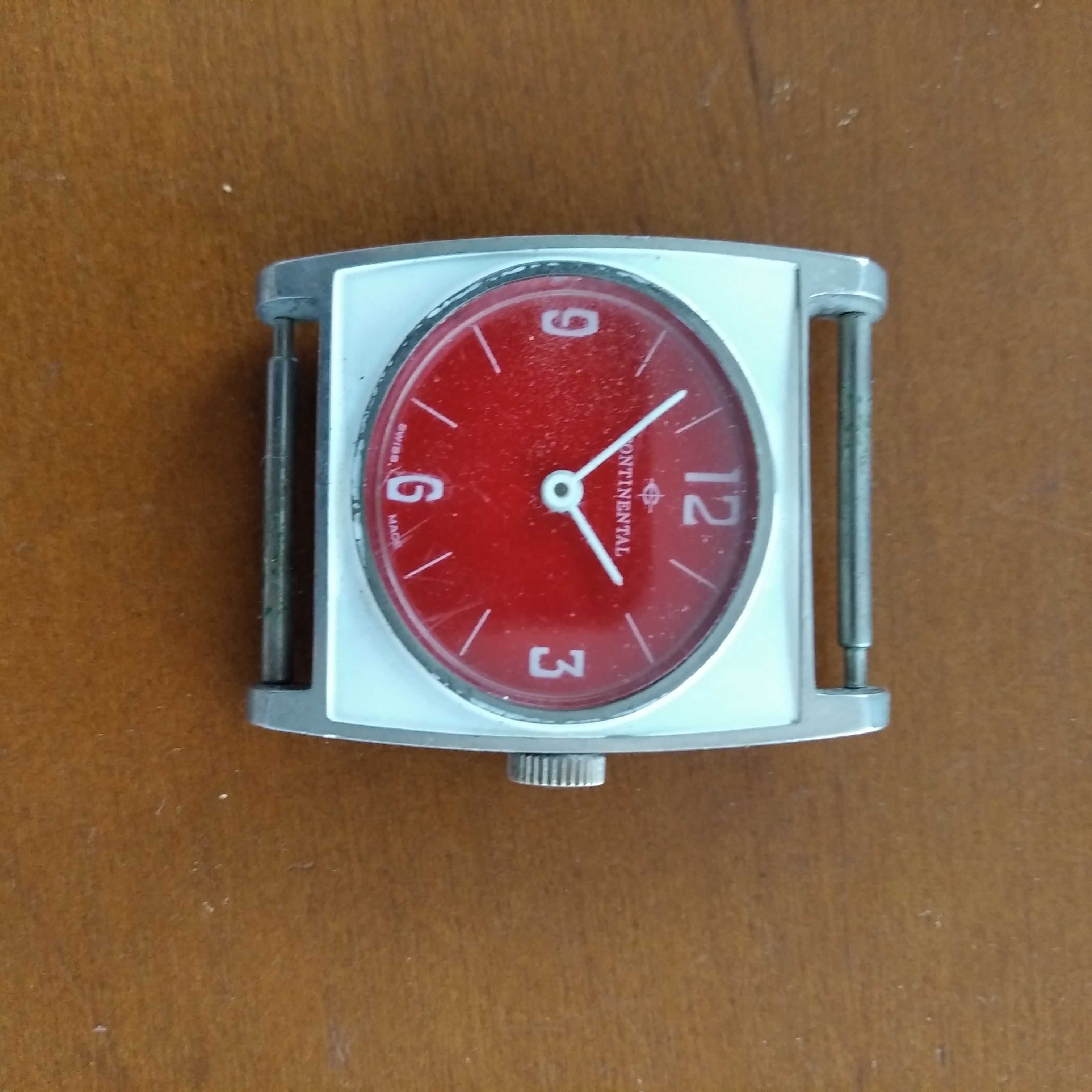 Szwajcarski  Continental, mechanicznym