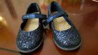 Продаются туфли для девочки NEXT, размер 7, длина стельки 14,5 см