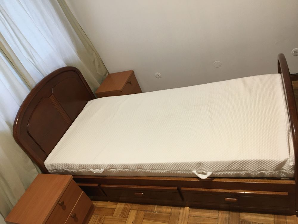 Vendo cama de solteiro