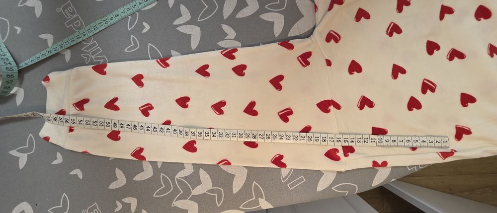 Serduszka czerwone. Nowa piżama z weluru