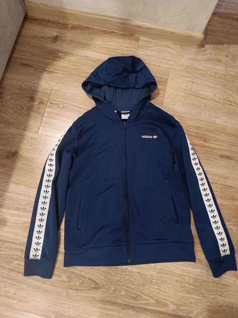 Рубашка, вишиванка, костюм, шорти, футболка, худі Zara, Adidas