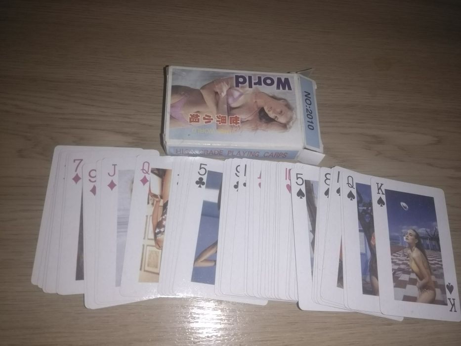 Колода сувенирных игральных карт