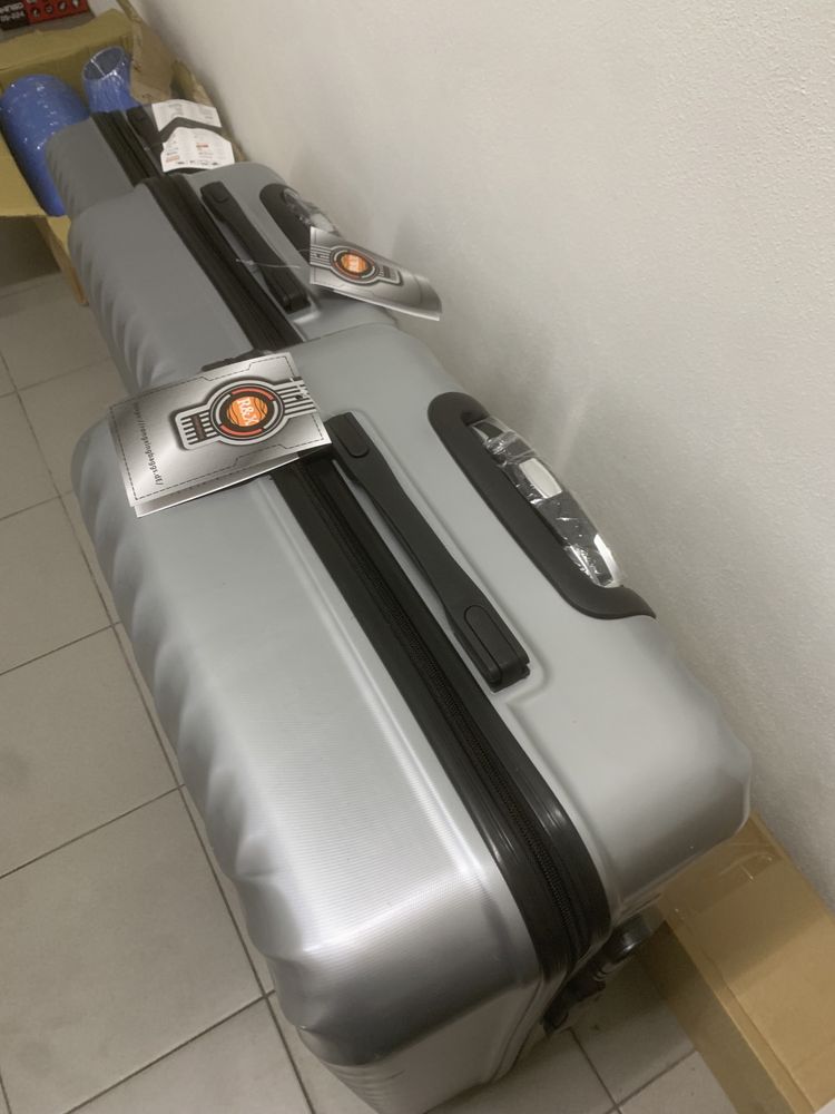 Conjunto 3 malas de viagem prateado