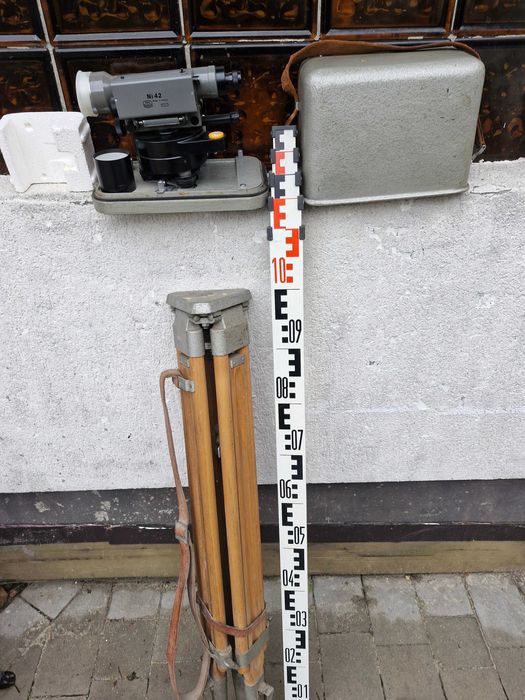 Niwelator optyczny Ni42