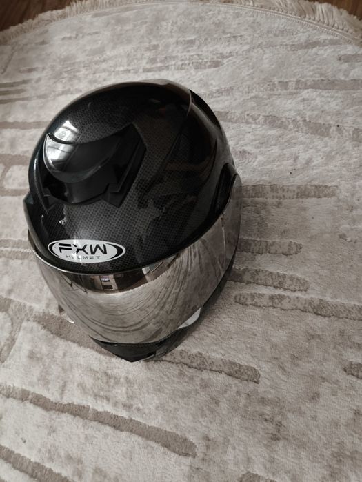 Продам шоломнедорого