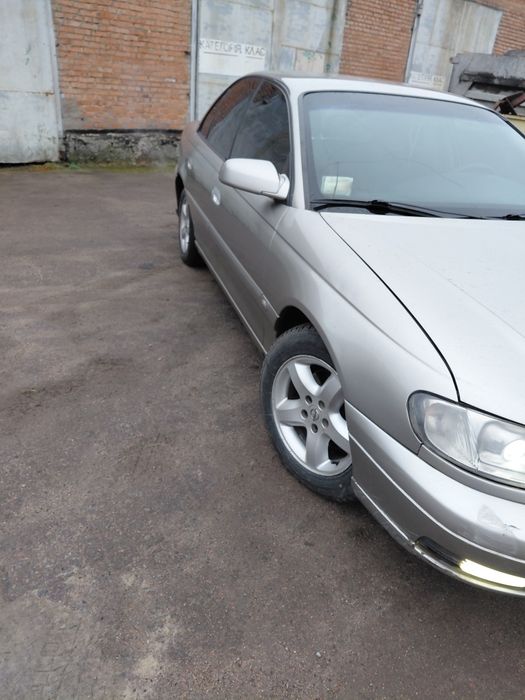 Продам Opel Omega b 2002 рік 2,2 газ/бензин