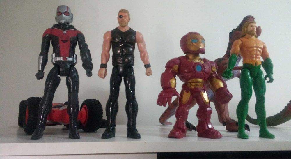Bonecos da Marvel