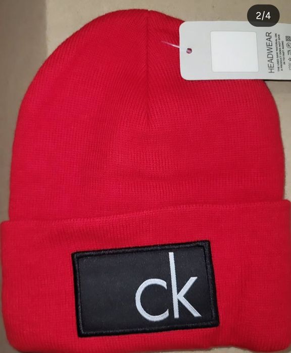 Нові шапки, розпродаж