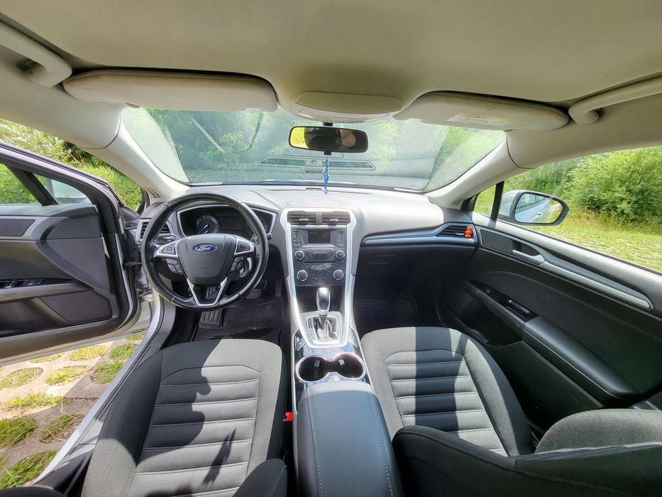 Sprzedam forda mondeo mk5 2016 rok ,  164 tyś przebiegu