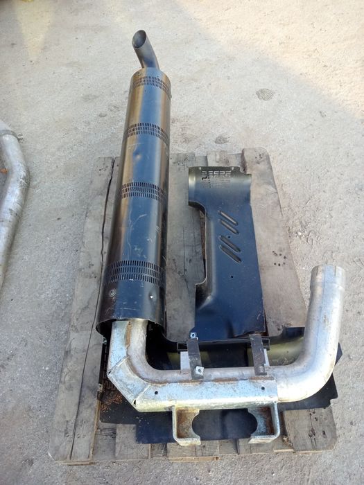 Części JohnDeere 6140M 2017r TŁUMIK AL209874, ZBIORNIK PALIWA AL219215