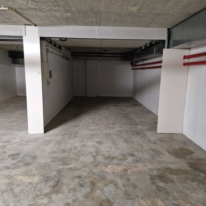 [Arrendo] Garagem Fechada no centro de Aveiro