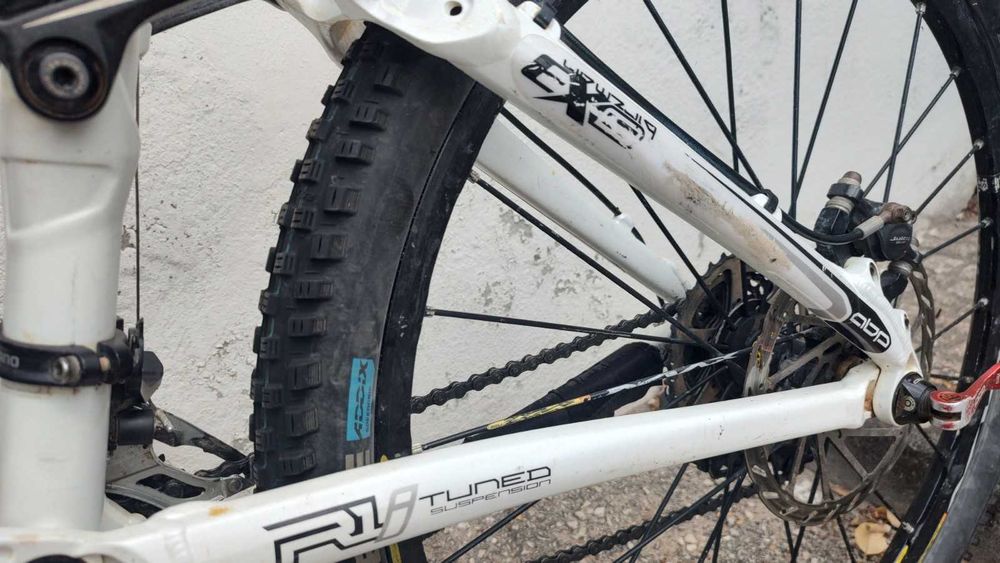 Trek Fuel EX 9 - Tamanho L