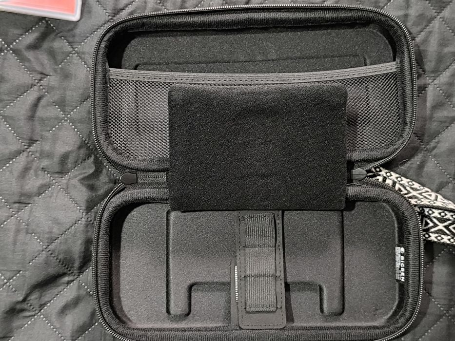 Nintendo Switch edição Pokémon Scarlet & Violet