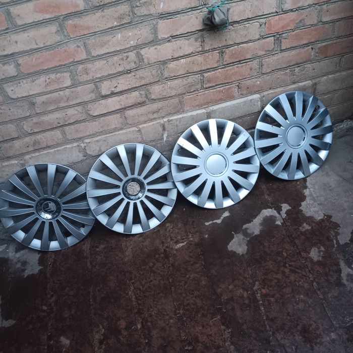 Ковпаки автомобільні  R15