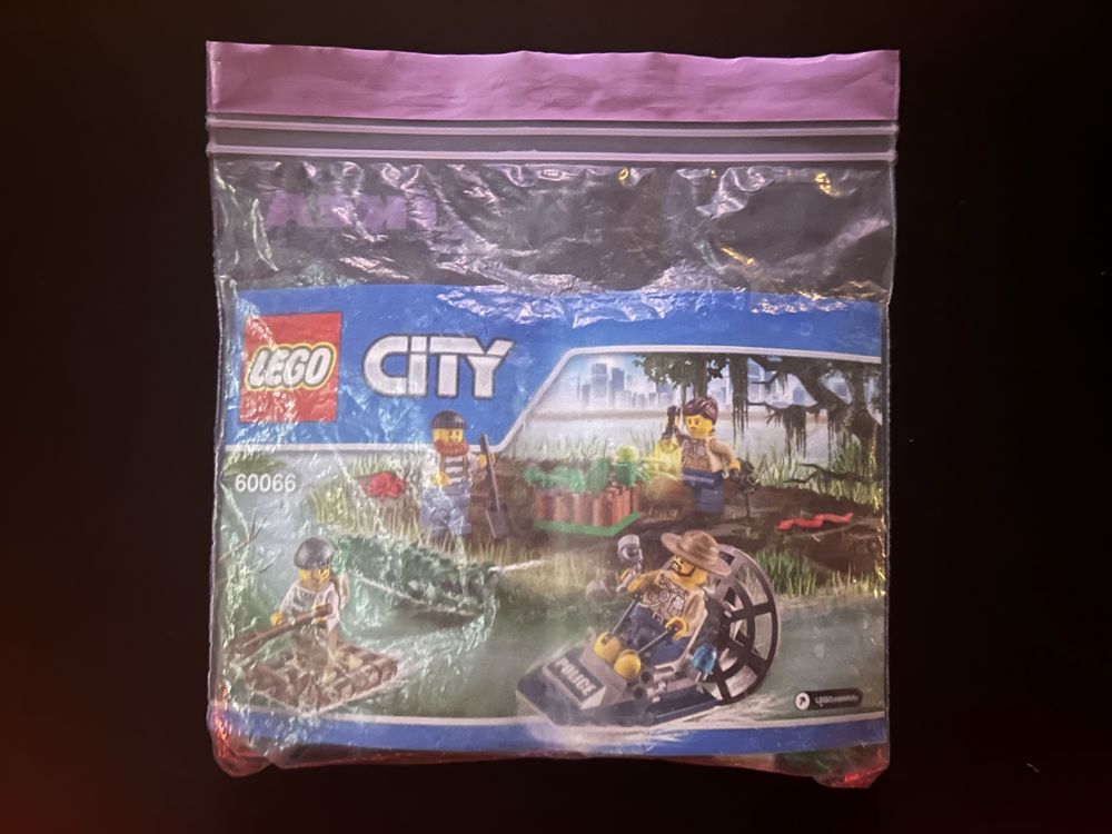 Lego City Policja z Bagien 60066