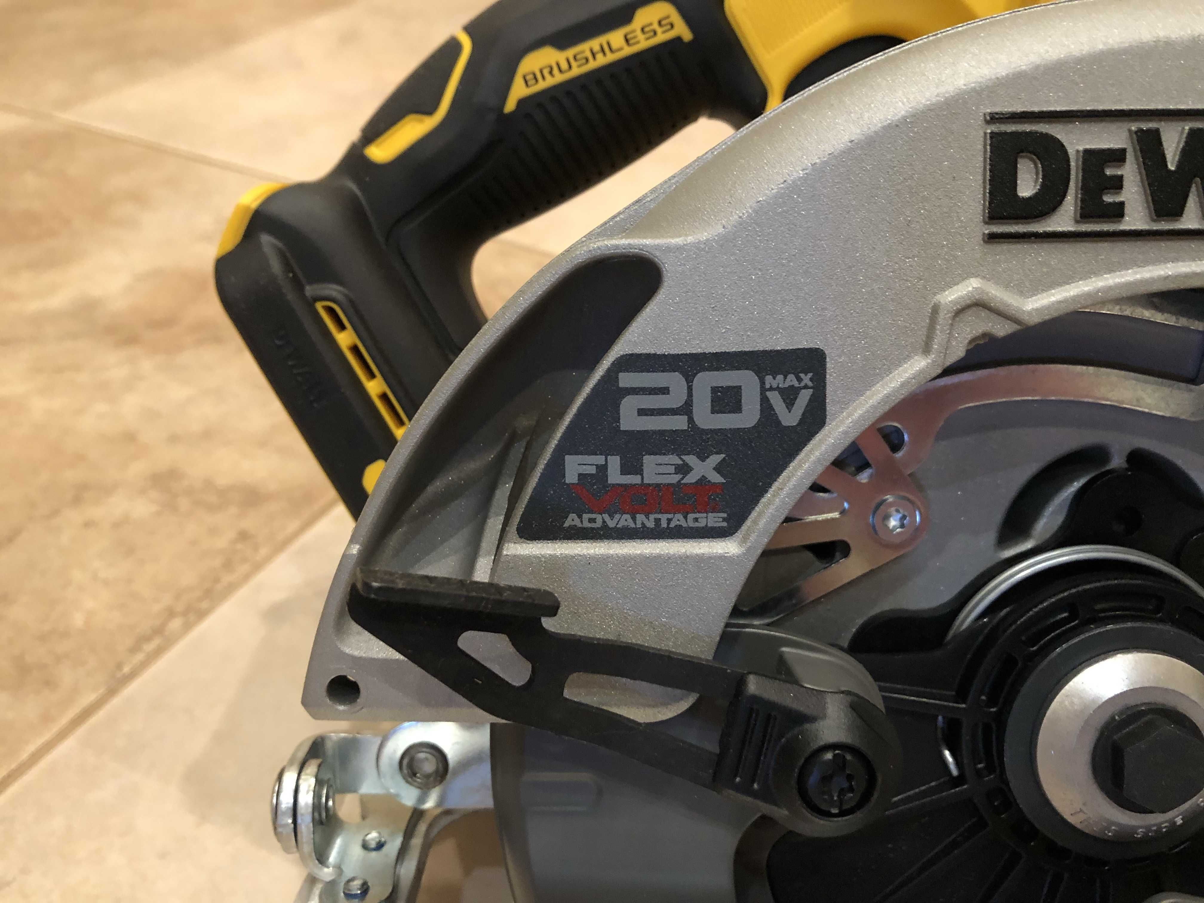 Dewalt DCS573B Flexvolt Advantage дискова пила/паркетка ОРИГІНАЛ з США