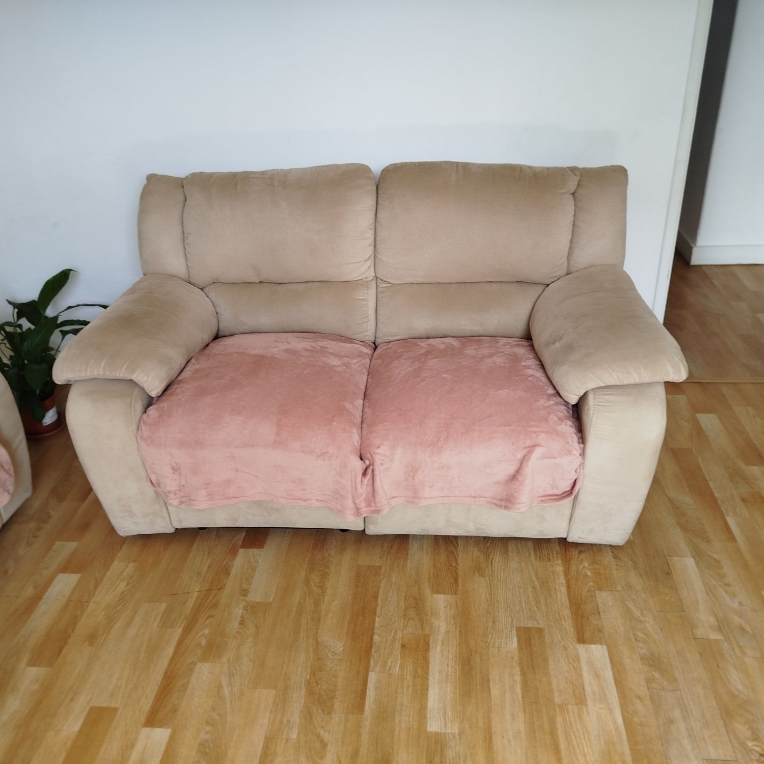 Conjunto de sofás 2 e 3 lugares