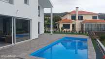 Moradia T3 com piscina nos Prazeres, Calheta