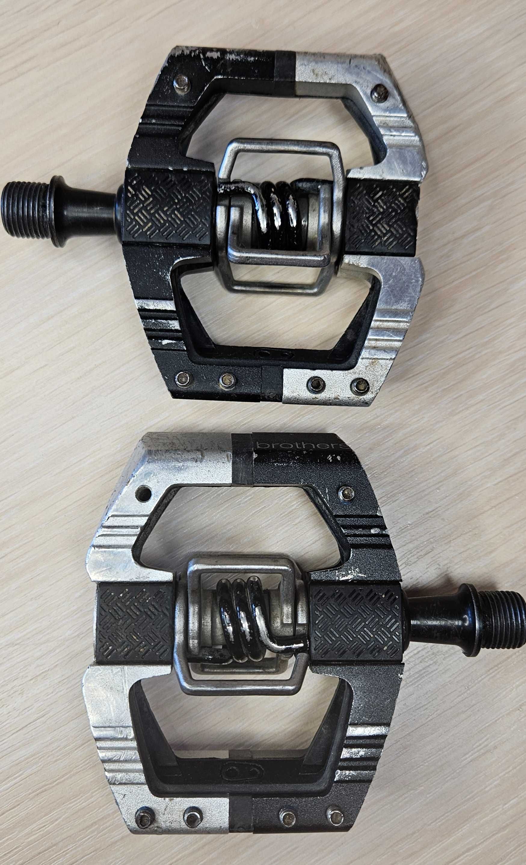 Педалі контактні. Crankbrothers MALLET E. Cube RFR. Shimano PD.
