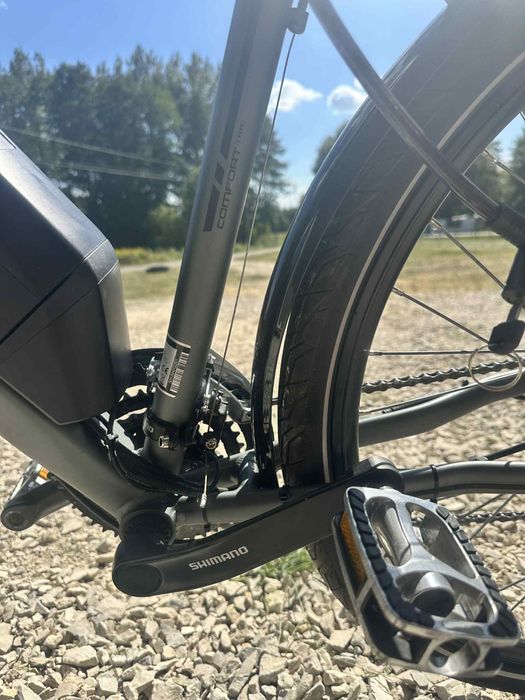 Rower elektryczny Trekkingowy  Męski/ Damski firmy Prophete jak nowy