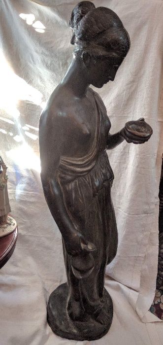 Estátua Bronze Grande Dimensão Mulher