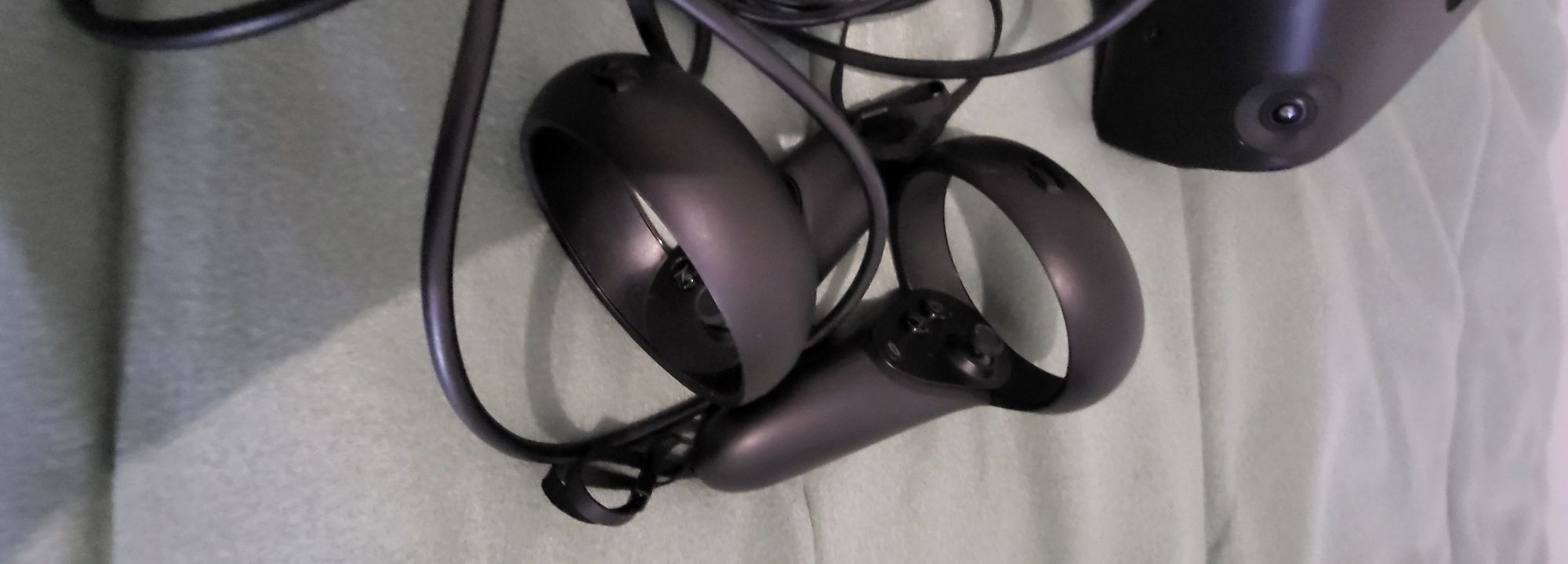 Oculus rift s headset