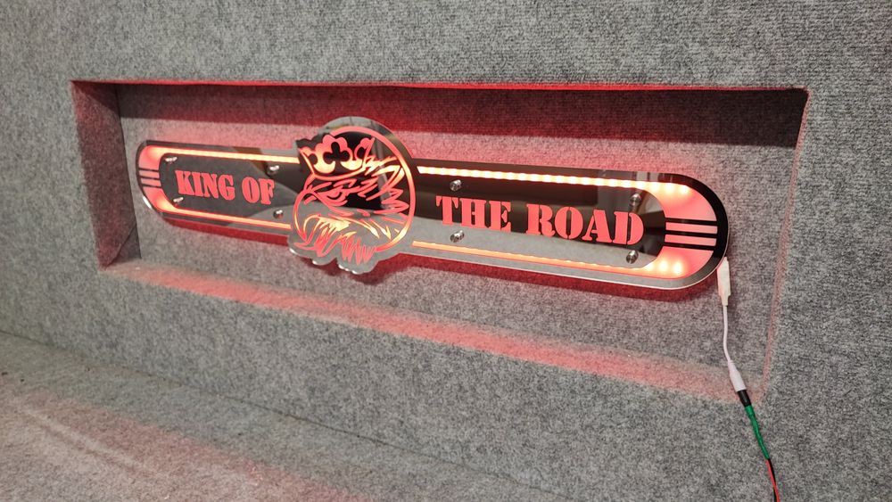 SCANIA Orzeł  Lustro LED  na tylną ścianę, nad łóżko S01-Multikolor