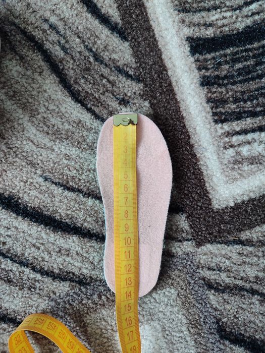 Красовки для дівчинки устілка 13.5 см розмір 23