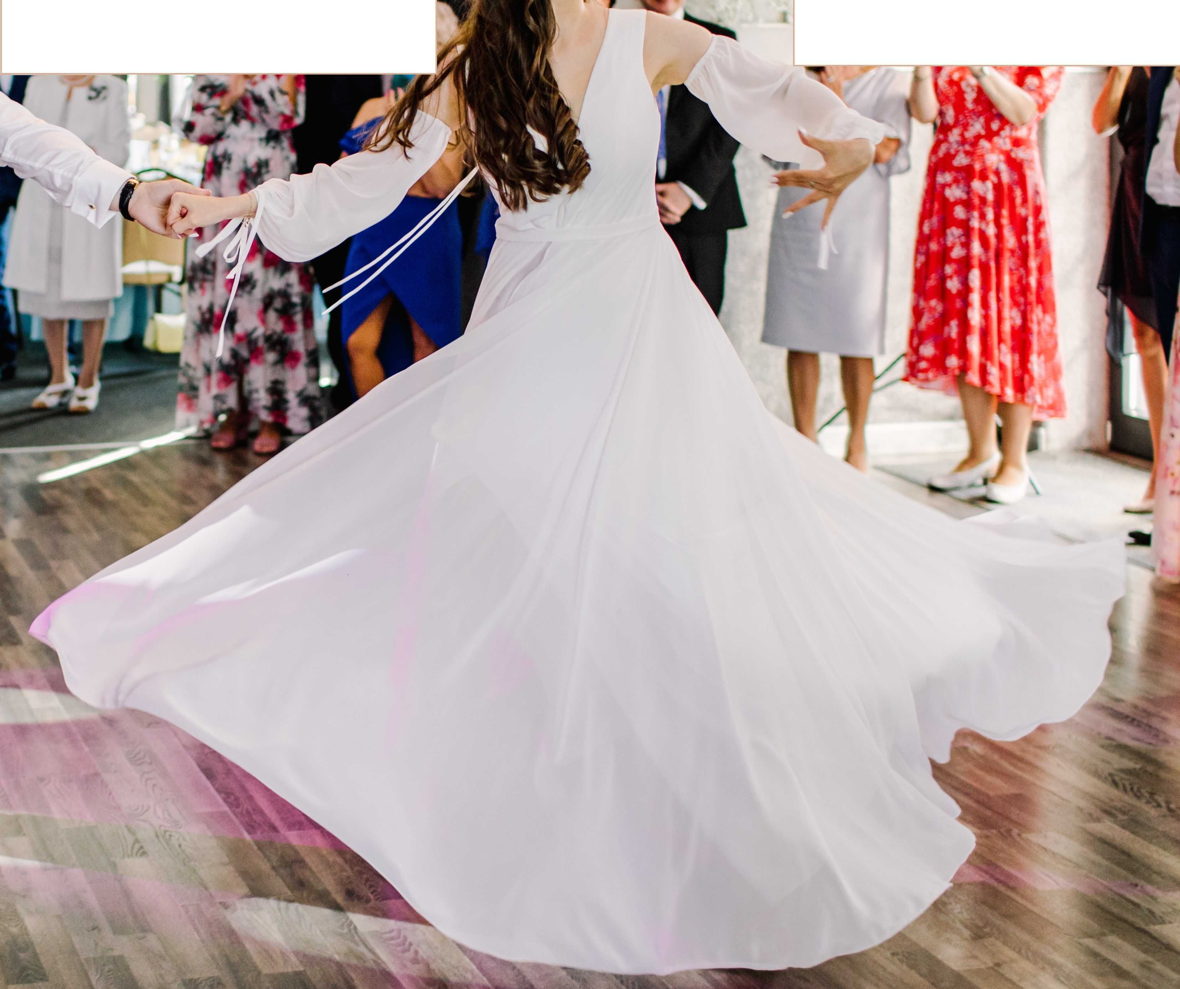 Suknia ślubna minimalistyczna i bardzo efektowna / idealna do tańca