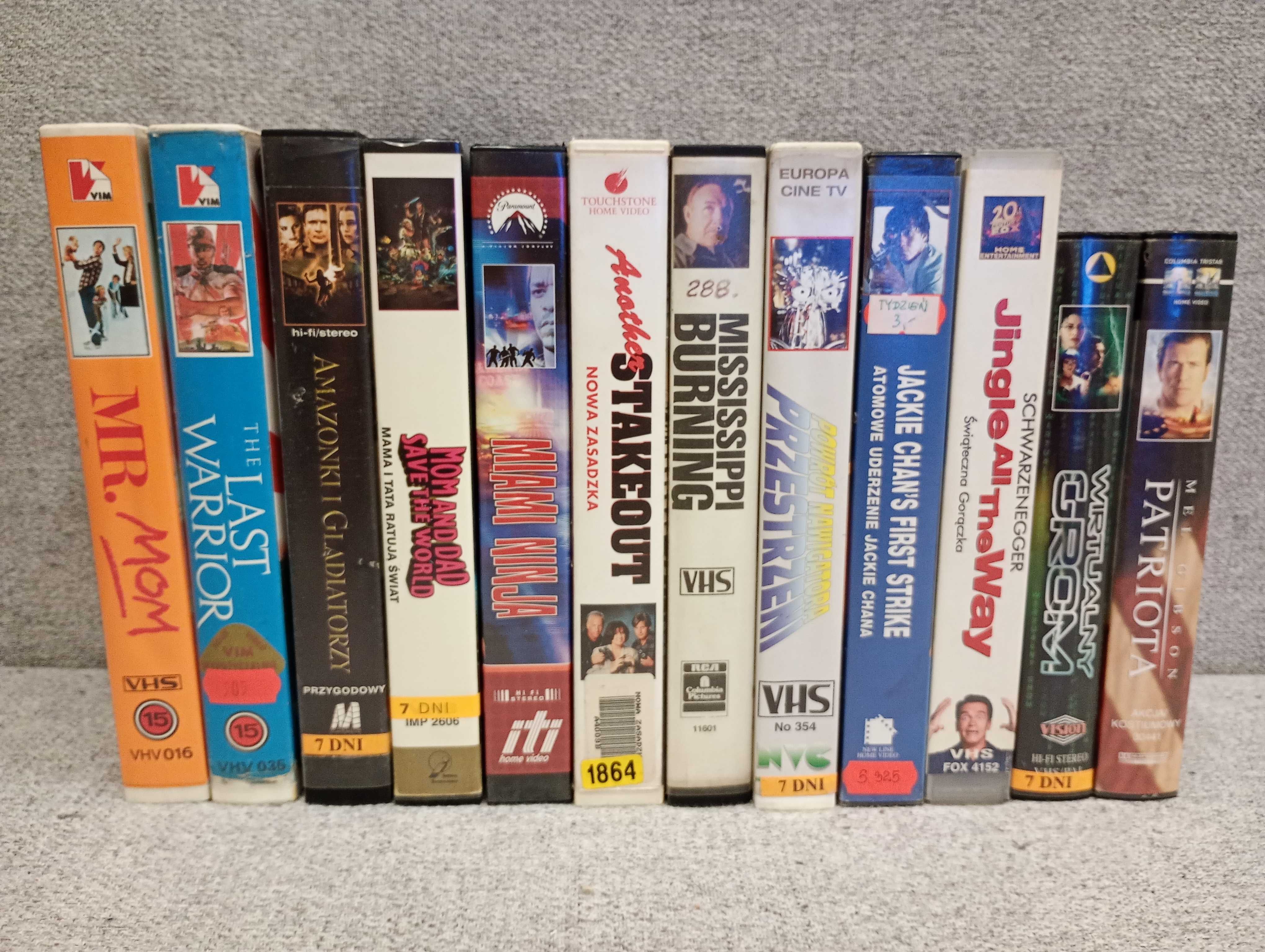 Zestaw Kaset VHS + Gratis